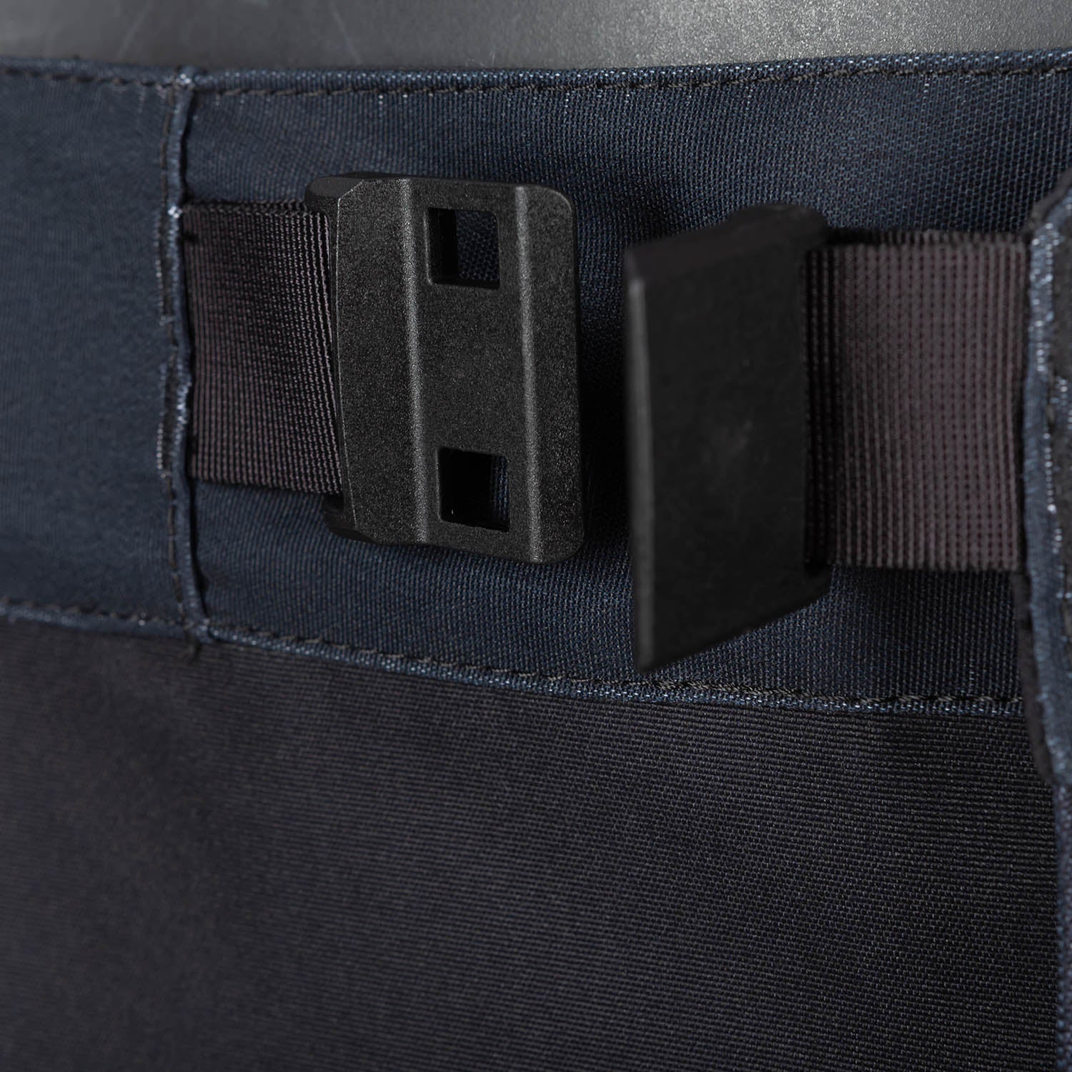 Revolt Pant