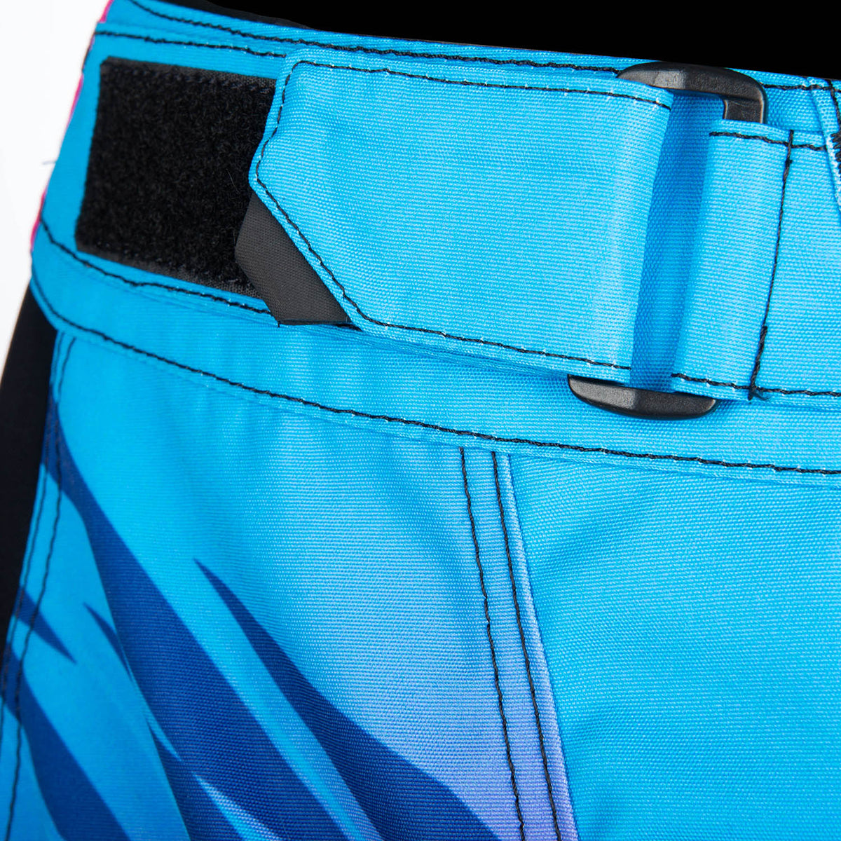 Revolt Pant