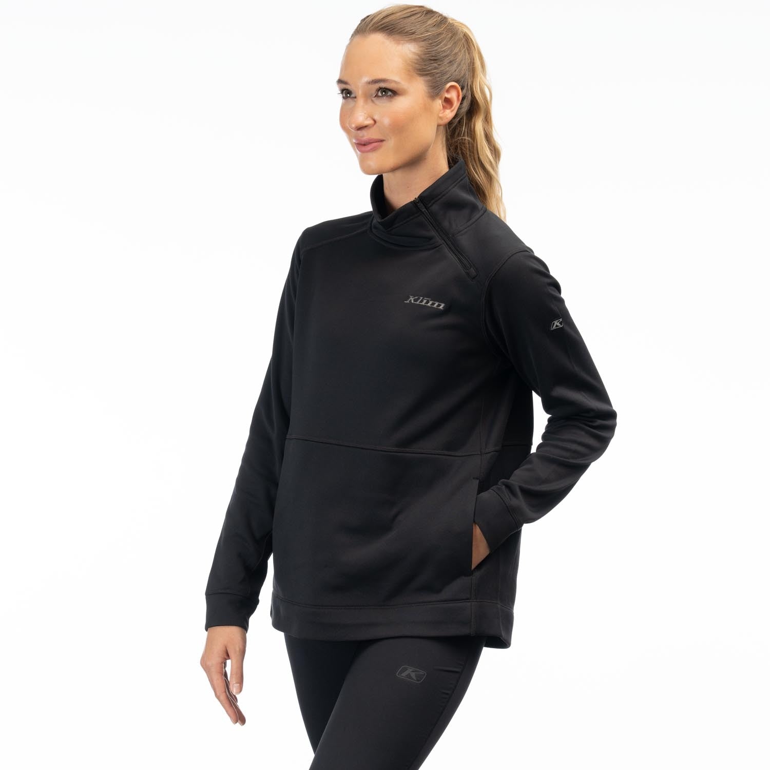 Solitude Pullover