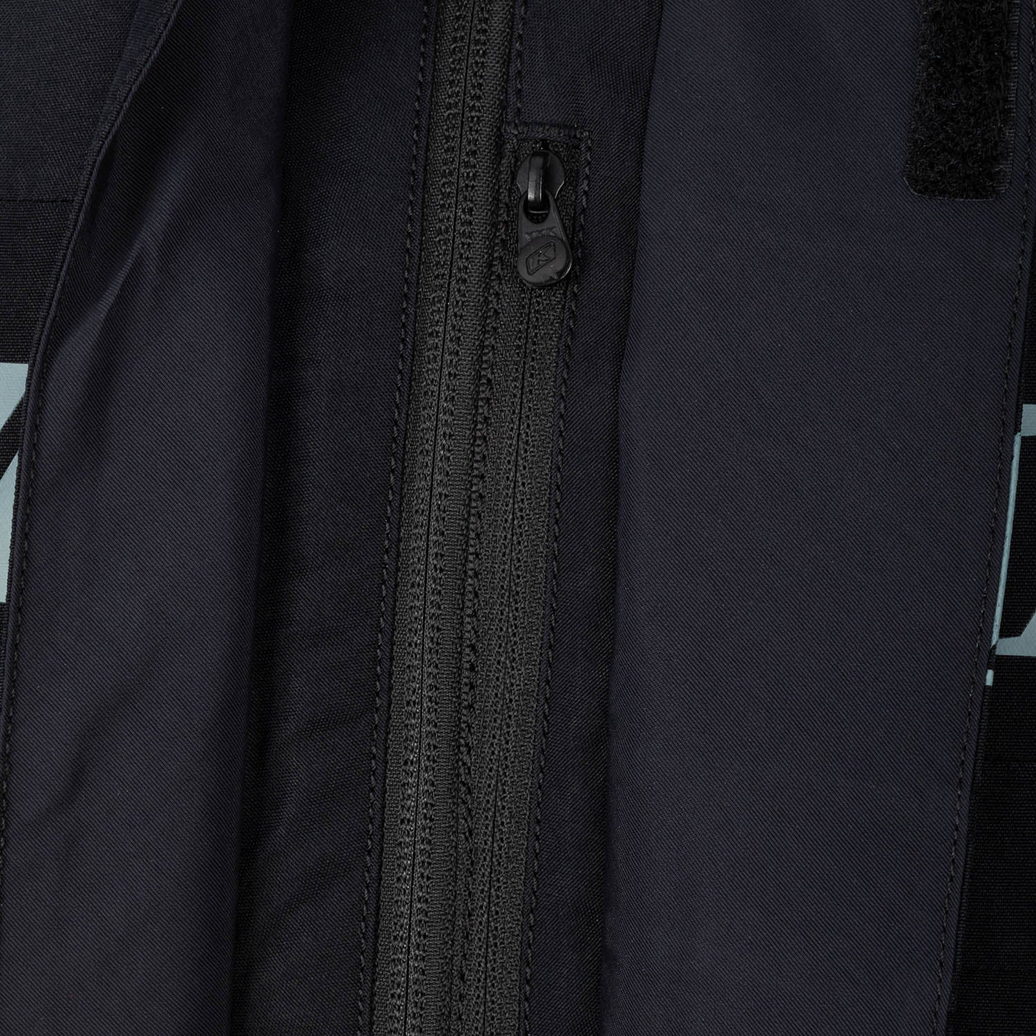 Kaos Jacket