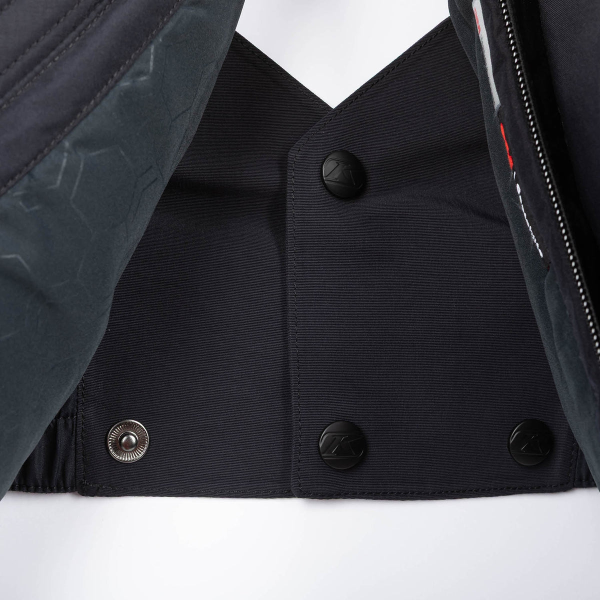 Kaos Jacket