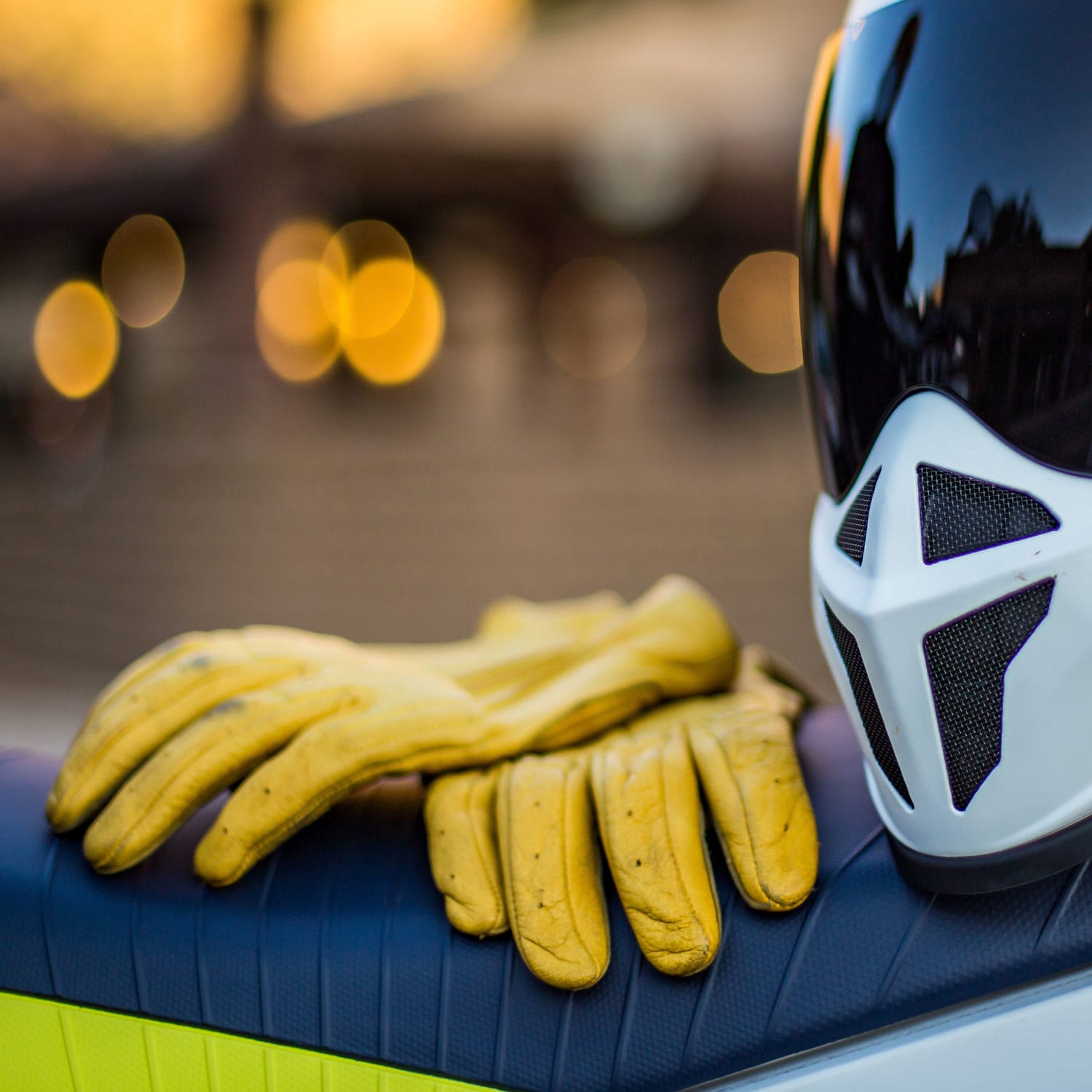 Rambler Glove