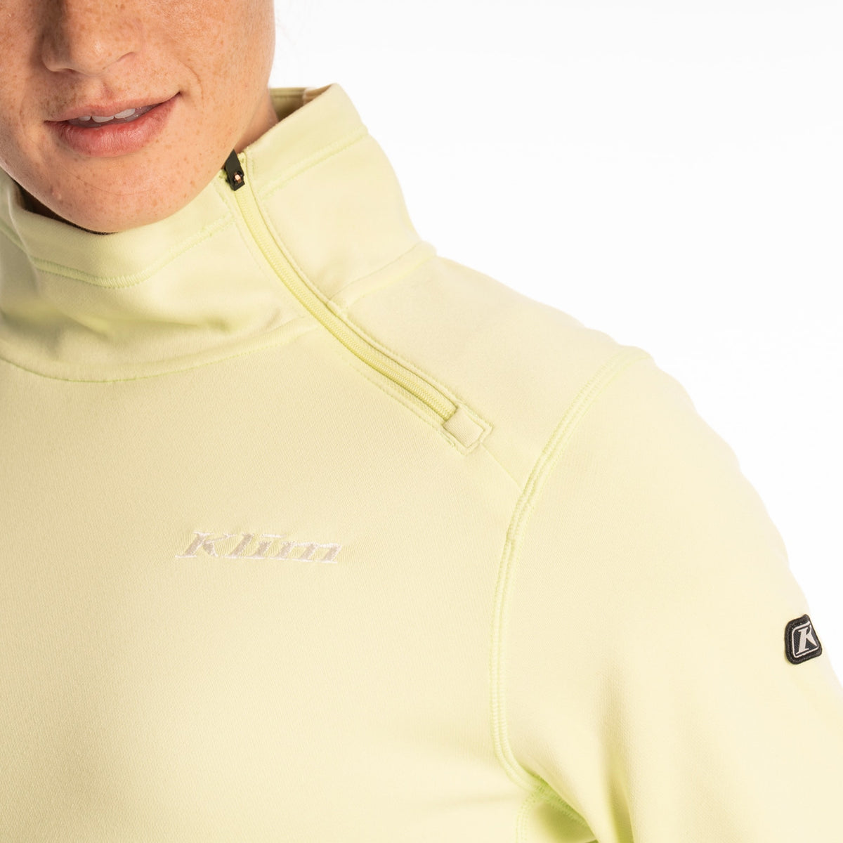 Solitude Pullover