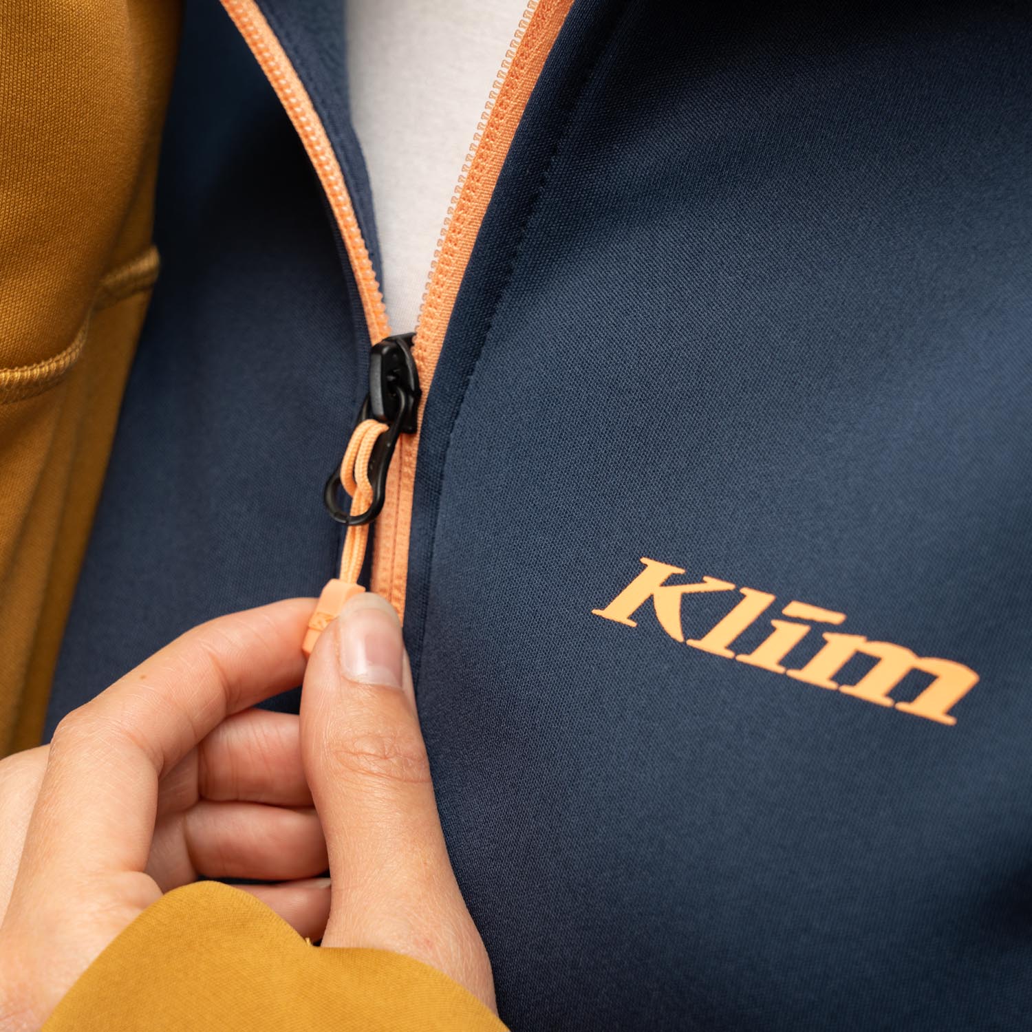Visita Full Zip Hoodie