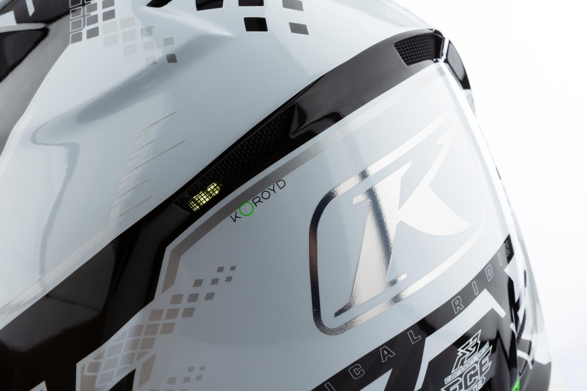 F3 Carbon Pro Helmet ECE