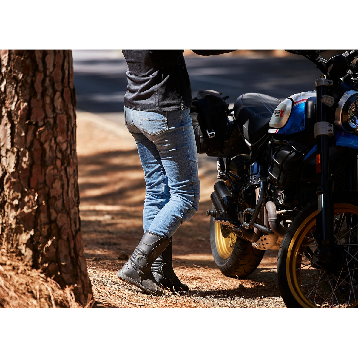 Betty Tapered Stretch Jean