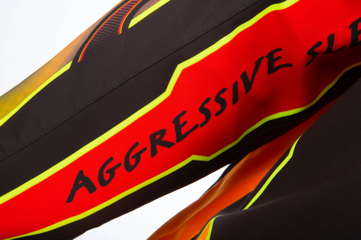 Revolt Aggressive Sled Wear 1/4 Zip Pullover